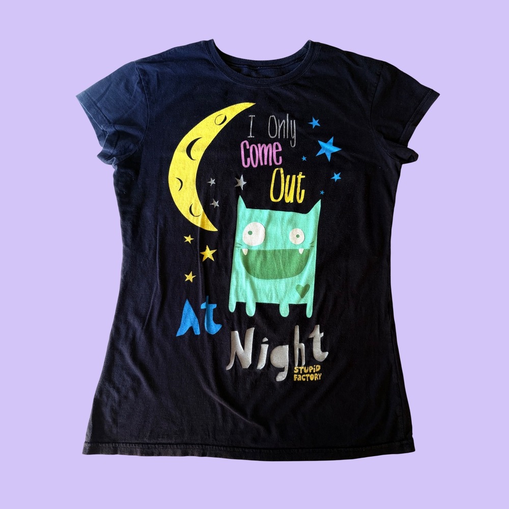 Y2K David & Goliath "I Only Come Out At Night" Graphic Black Tee Scene #16